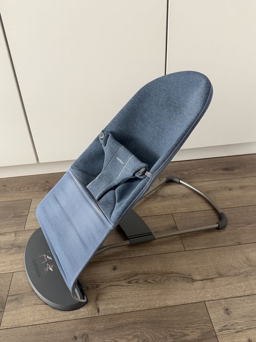 Шезлонг BabyBjorn