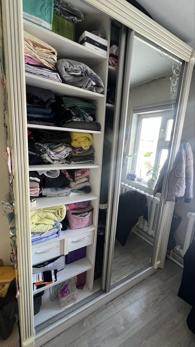 Продам шкаф купэ