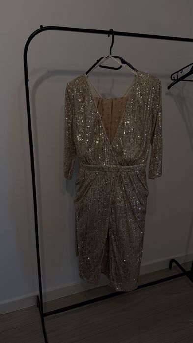 Rochie cu paiete Bby