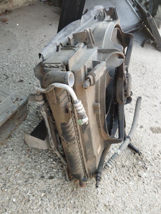 Радиатор с перка за Мерцедес CLK , w208 , 2.3 kompresor