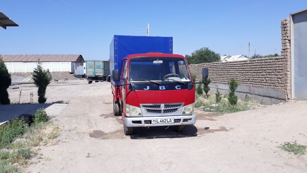 JBC грузопоссажир