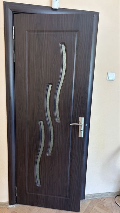 Интериорни врати