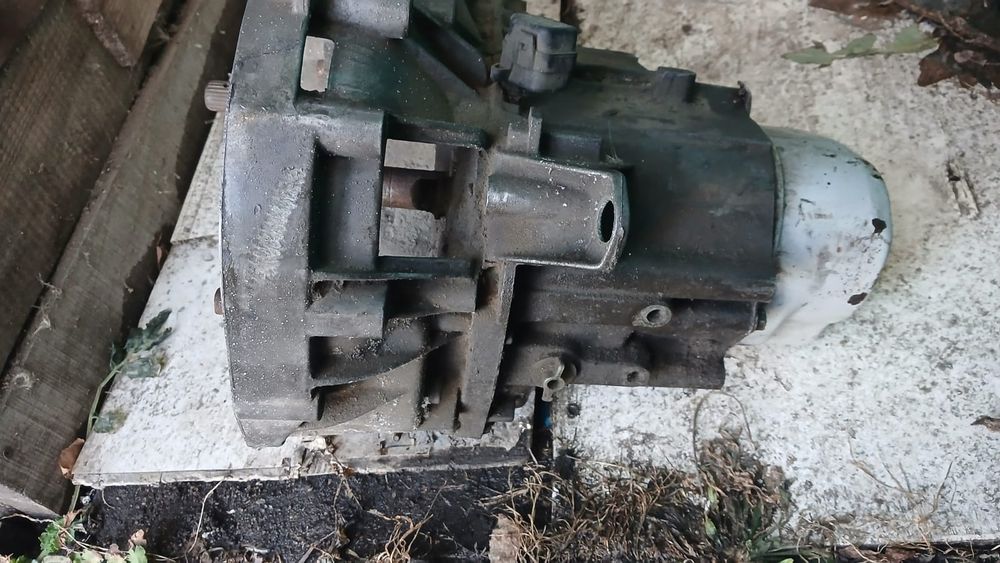 Продам кпп рено лагуна