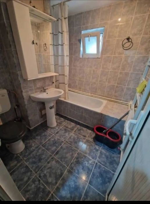 Apartament 4 Camere Rovinari