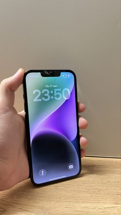 IPhone 14 256-Gb