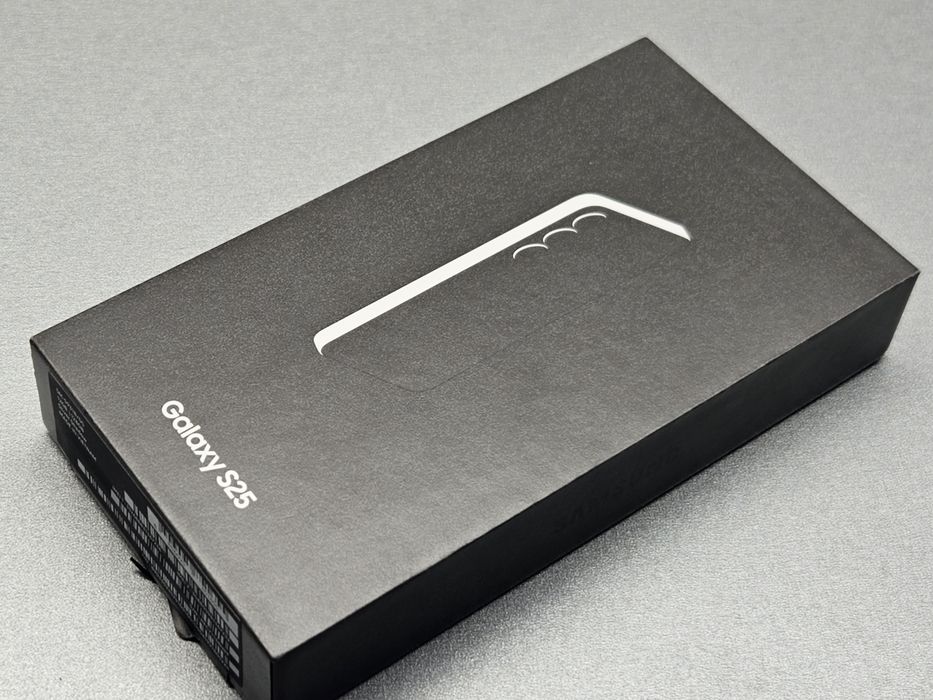 Чисто нов! Samsung Galaxy S25 128GB