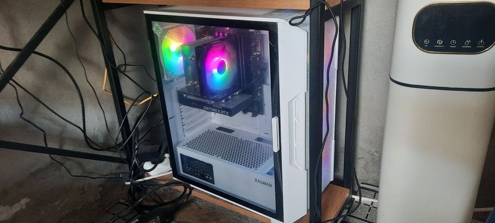 Kampyuter yengi holatda harakteri glavnida rasmda UPG dan oganman