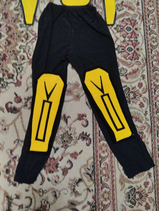 Продам костюм новогодний