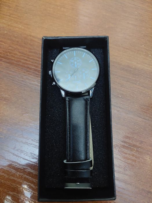 Qo'l soat odiy  china