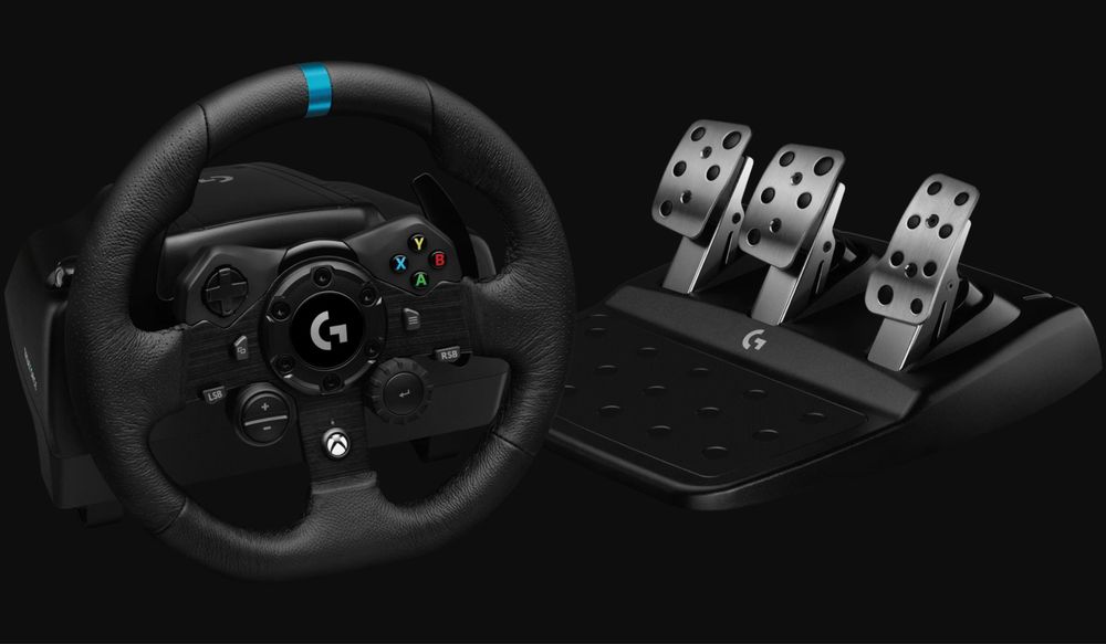 Продавам волан на Logitech G923 със скоростен лост