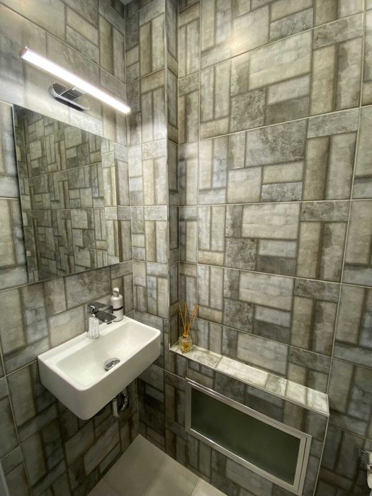 Дава се под наем Тристаен апартамент в София, Лозенец - 116 кв.м за 1300 € - Снимка #3