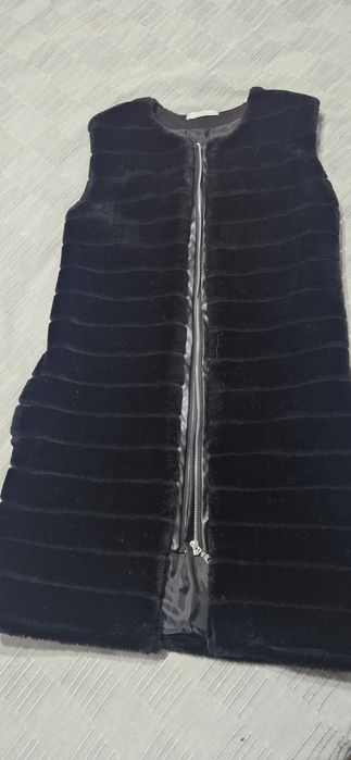 Vesta blană neagră La Donna