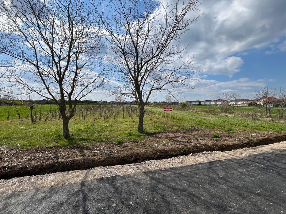 Teren intravilan cu dubla deschidere de 26 de metri !Branesti IF