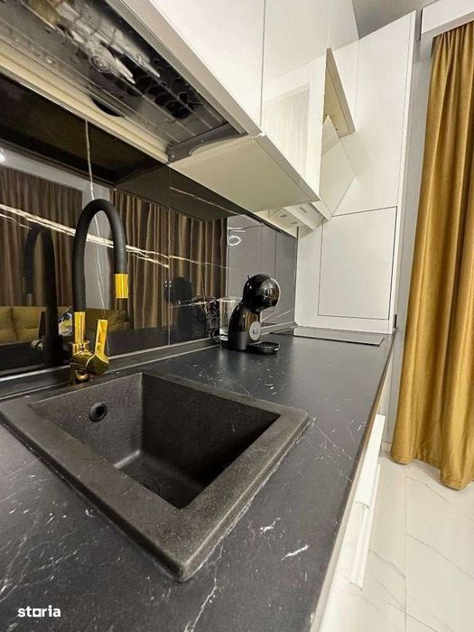 2 cam lux | zona cluburilor/opera| comis 0 |250m de plaja | investitie