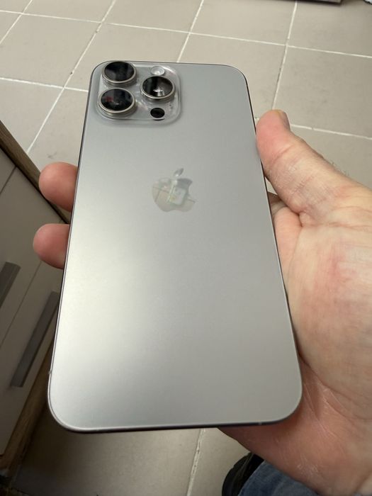 iPhone 15 Pro Max 256gb - перфектен