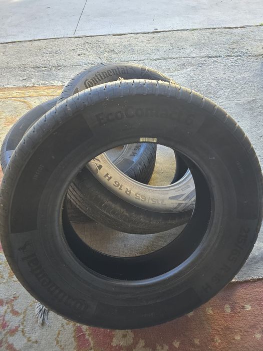 Vand cauciucuri originale Dacia Continental R16