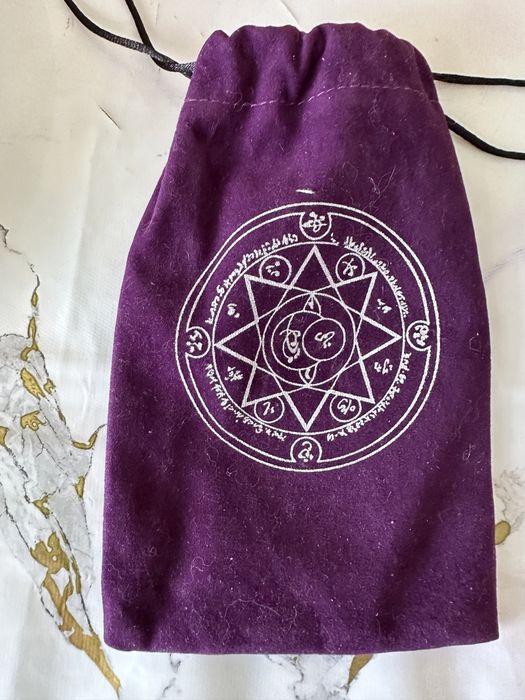 Продаются Карты универсальное таро