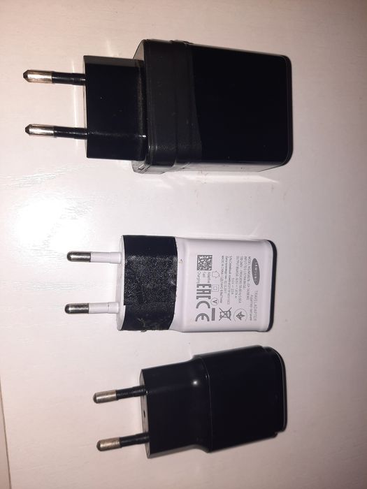Продам адаптеры Samsung LG  Asus