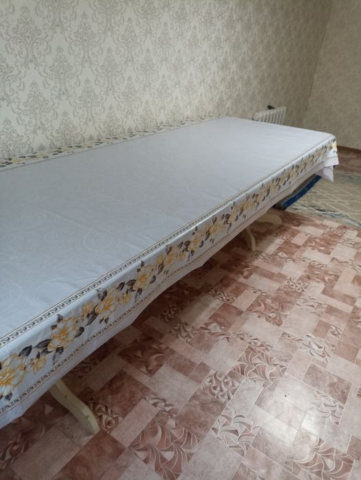 Продам стол торг