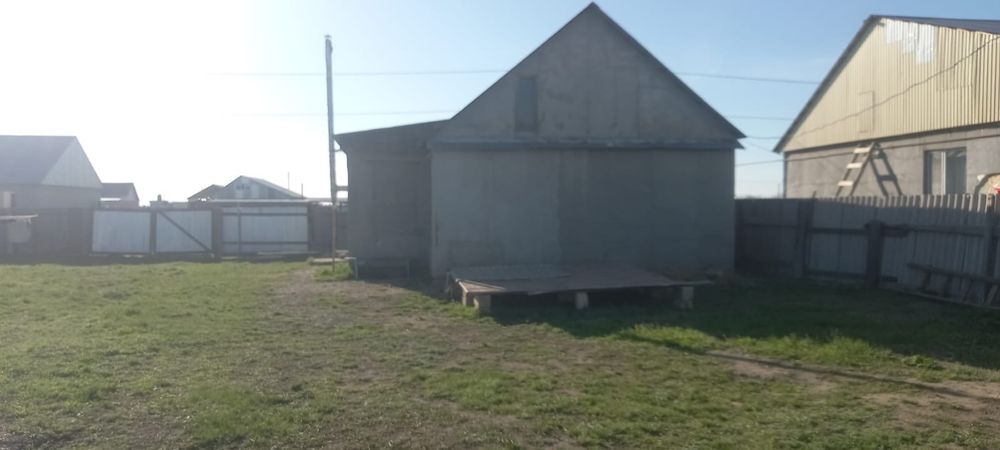 Частный дом в поселке Щапова