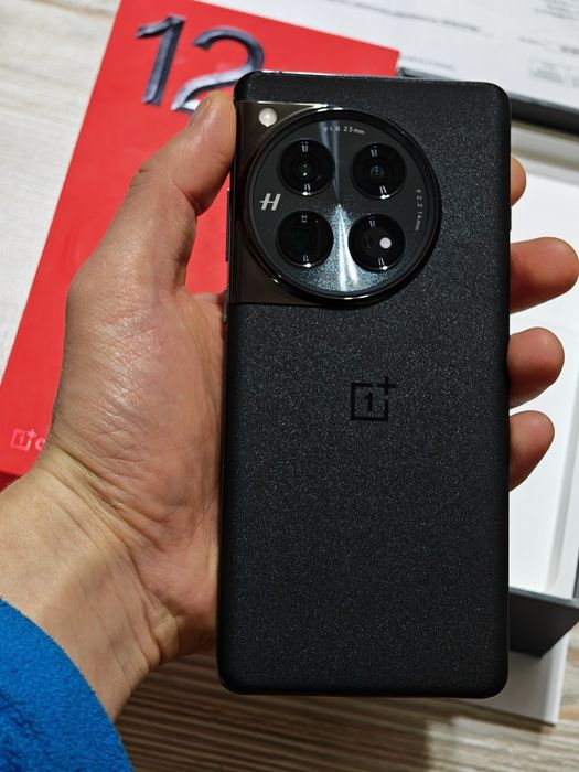 One Plus 12 256 gb Ram 16 5G global