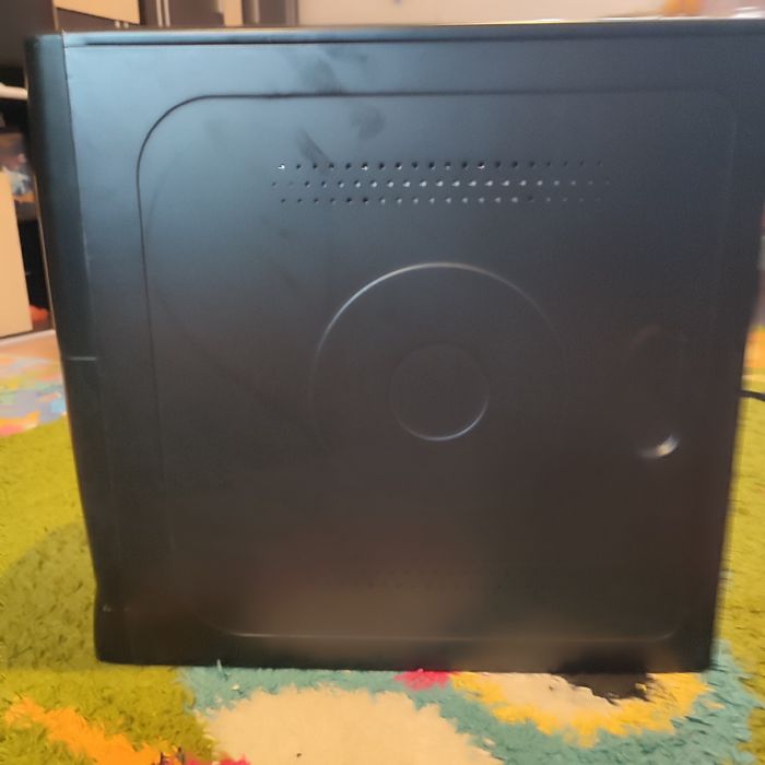 Unitate PC veche – placă de bază + sursă