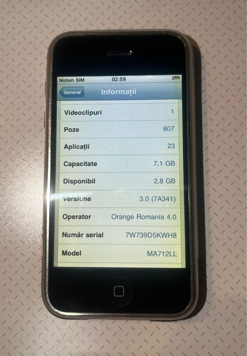 Iphone 2g ( Apple first generation )
