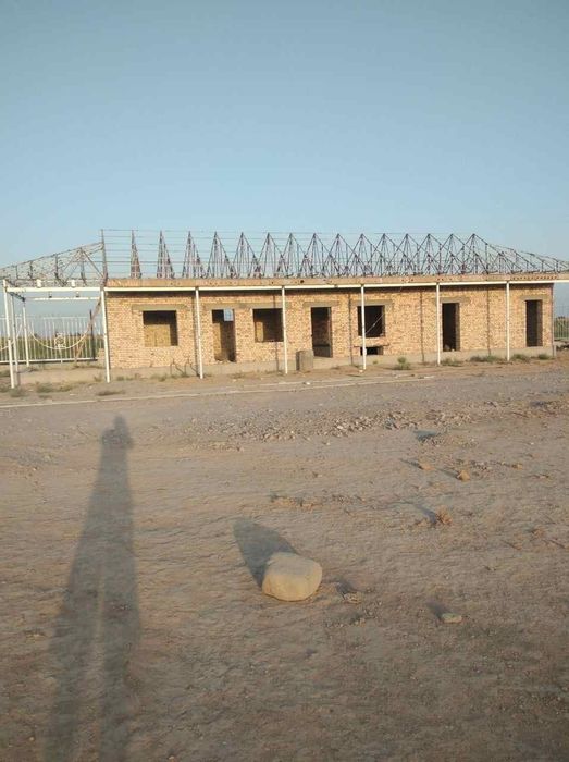 Контейнер материалидан катта катта хажимдеюаги  том навлар куриб берам