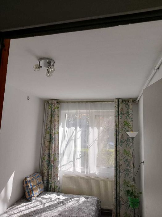 Spatiu comercial :  FARMACIE / birouri / agentie /salon ,   50mp   SAU   100 mp    -Sibiu