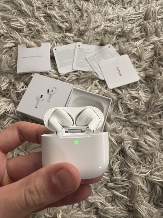 Airpods 4 sigilate