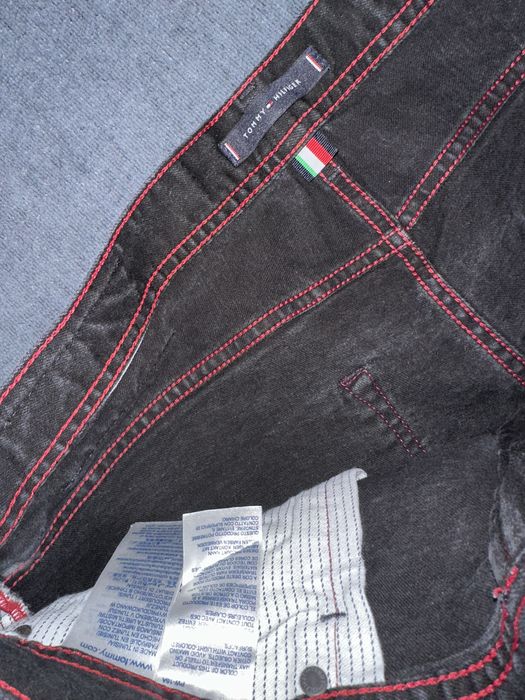 Оригинални дънки Tommy Hilfiger