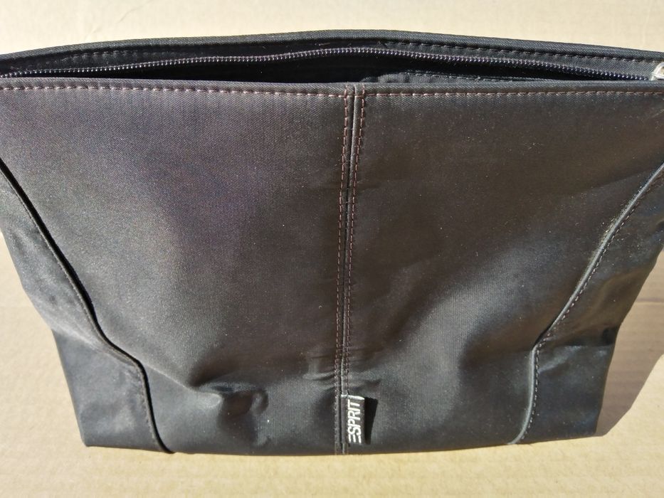 Маркови обувки на Esprit, номер 39, Несесер 11 лв.,за двете 35 лв.