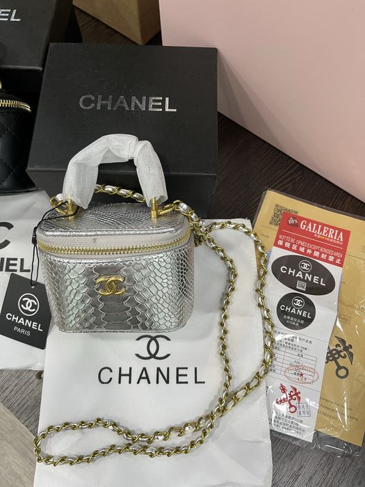 Женские сумки в ассортименте