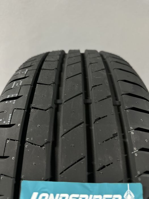 Нови летни гуми LANDSPIDER UHP 215/45R17 91W XL НОВ DOT БОРД 2154517