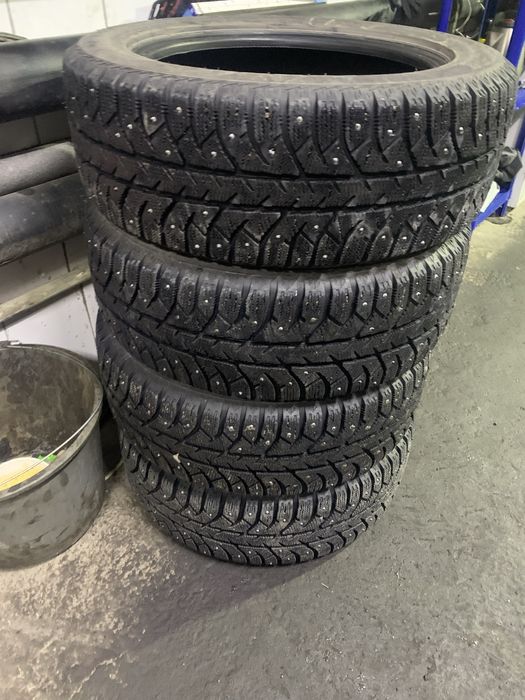 Продам резину 205/55/16