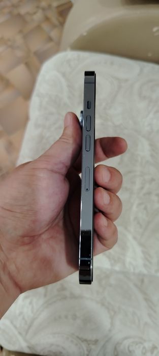 Продам айфон 13 про