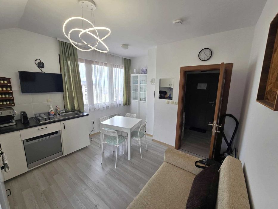 Regnum, Банско: двустаен апартамент с фронтална гледка към Пирин за продажба