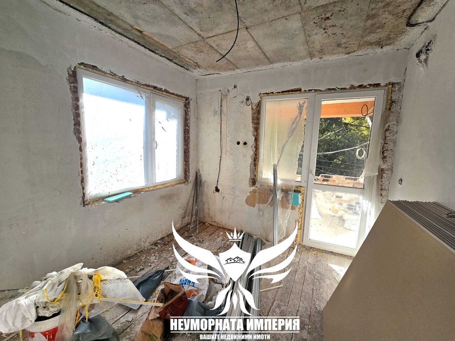 Продава се Тристаен апартамент в Асеновград - 90 кв.м за 1723 €/кв.м - Снимка #4