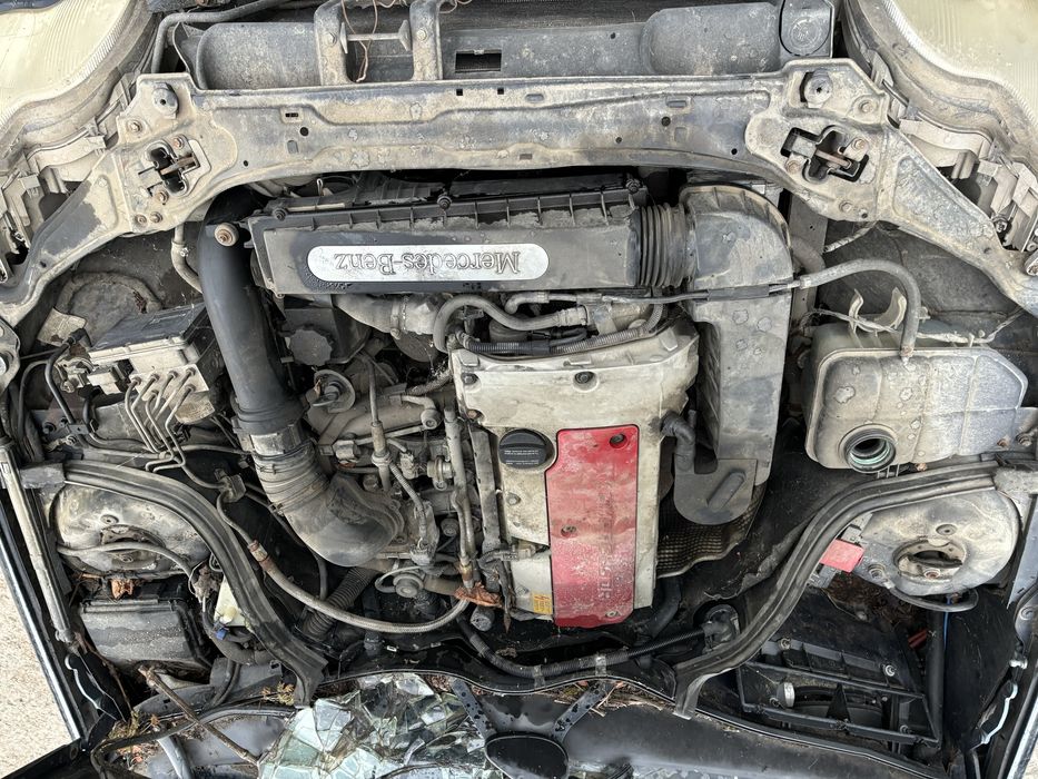 Мерцедес С200 компресор автоматик на части.