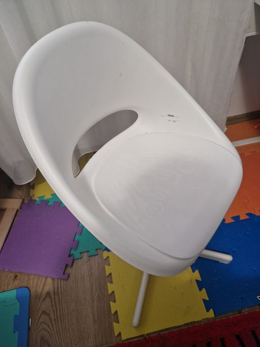 Birou MICKE ikea + scaun cadou