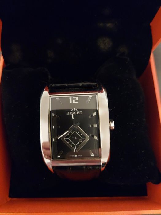 Bisset watch quartz