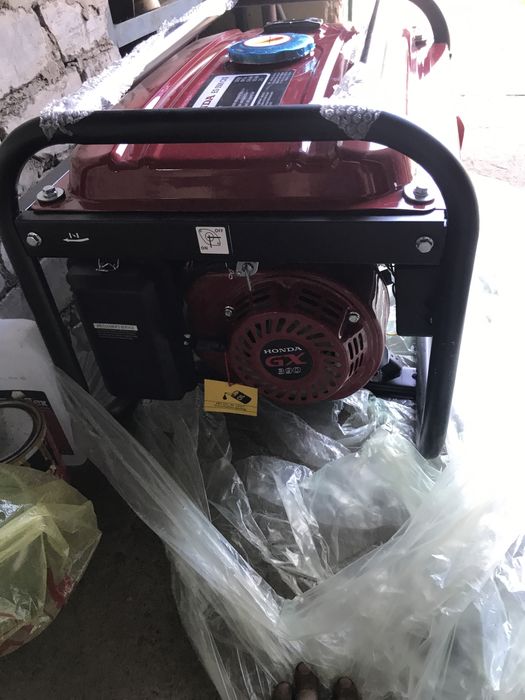 Генератор Honda Eg 5500CXS