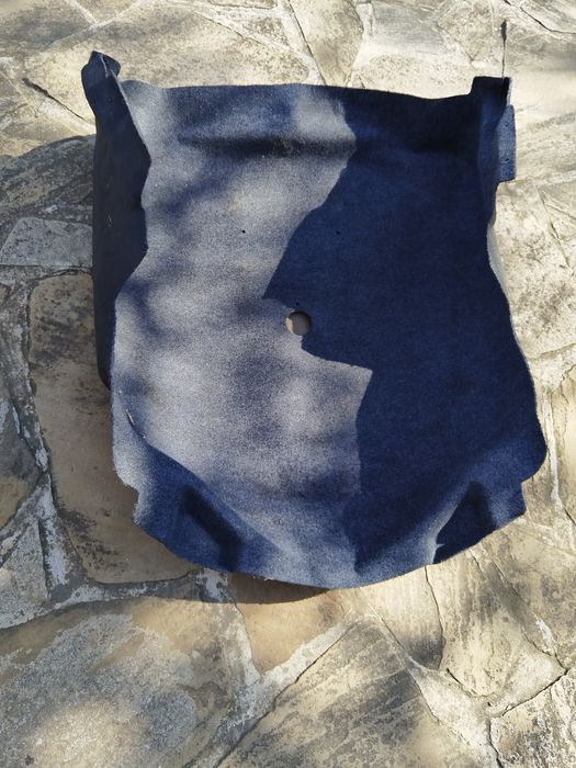 Авто Части: кора за багажник за резервна гума Мерцедес Бенц ГЛ 2011