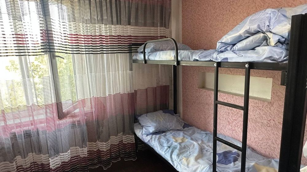 Ижарага студентла уй берилади. Фаррош ва ошпази бн