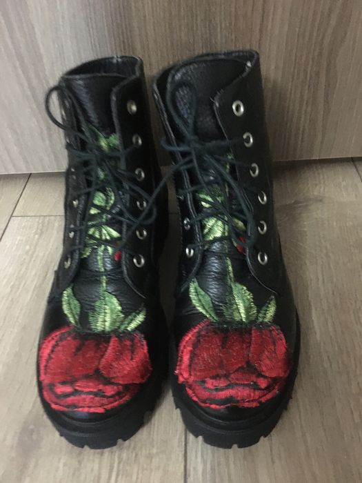 Vând BOCANCI Piele  Naturala