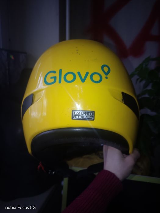 Продам шлем срочно