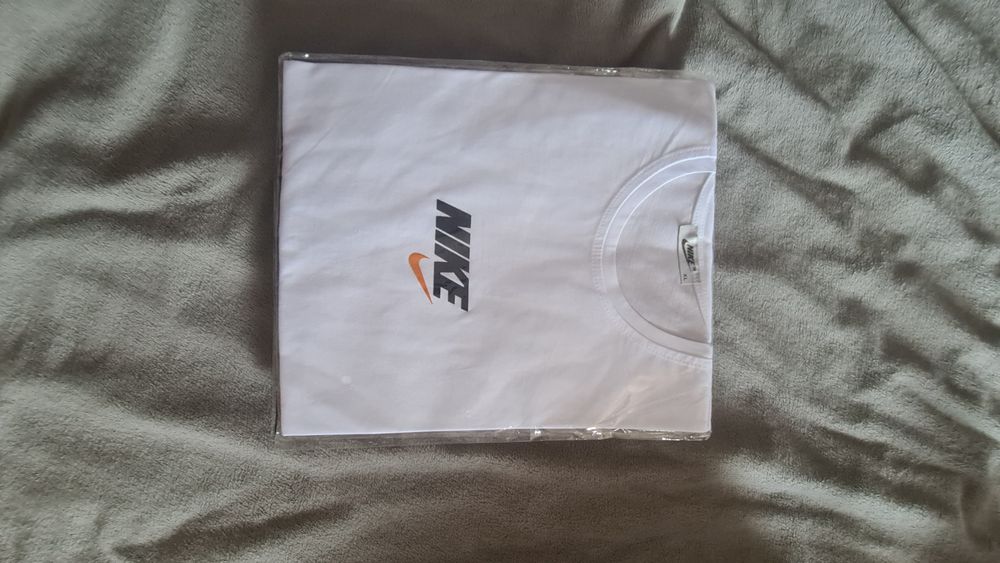 Тениски  nike ..