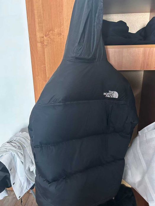 The North Face пуховик, очень тёплый.