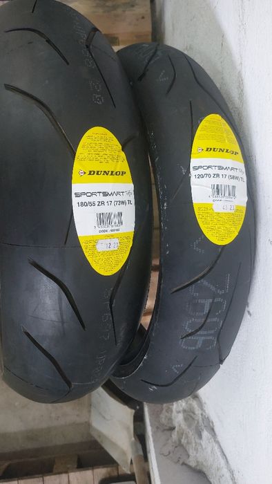 Комплект гуми предна и задна Dunlop Sportsmart TT 180/55 ZR17 + 120/70