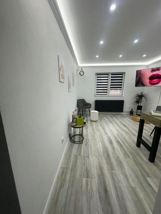 Se vinde garsonieră modernă, complet renovată de la 0, situată într-o zonă foarte liniștită din Blaj – Câmpia Libertății (G3, etaj 1)